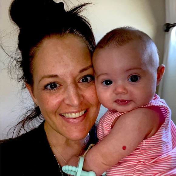 Meet your Posher, Emily - Picture 2 of 11